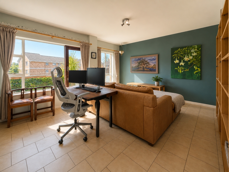 2 Bedroom Property for Sale in Claremont Western Cape